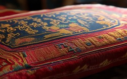 恭养菩萨坐垫的意义何在？有何讲究？正确恭养方法是什么？